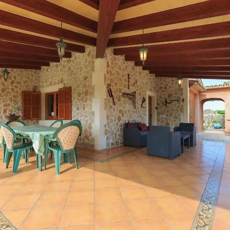 Tonia Villa Pollenca