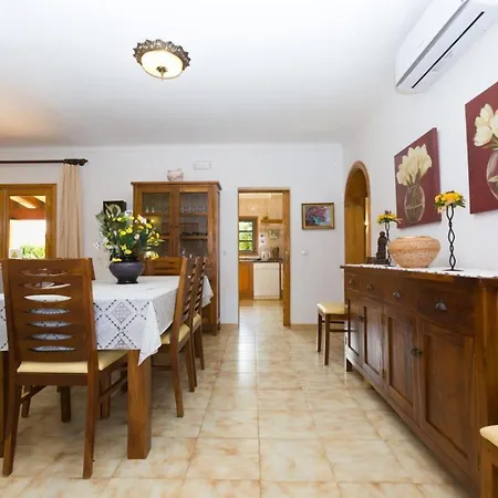 Villa Tonia